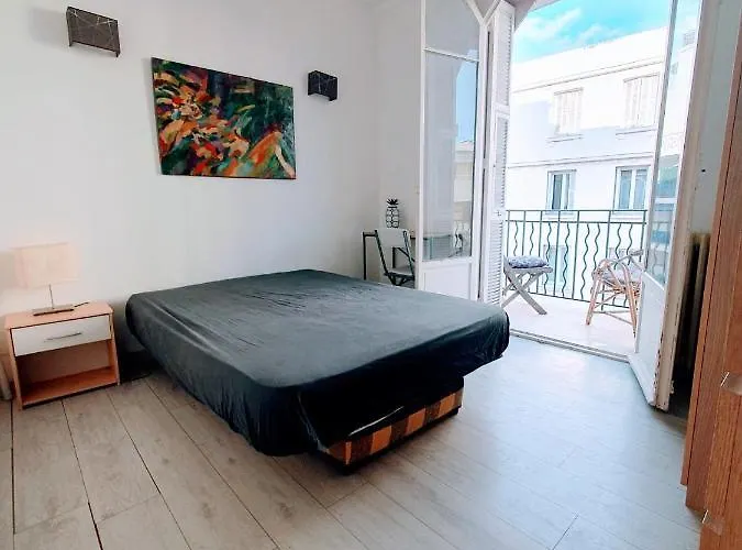 Apartament Climatise,coeur De Juan-les-Pins
